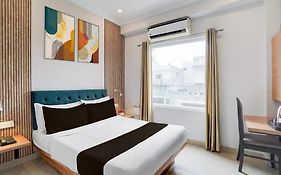 Super Townhouse Oak Arvindo Park Indira Nagar Formerly Rama Inn