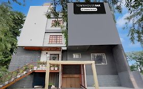 Super Townhouse Oak Arvindo Park Indira Nagar Formerly Rama Inn